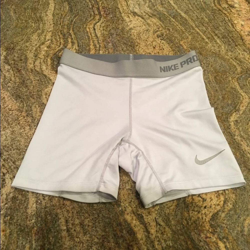 Girls Nike pro shorts